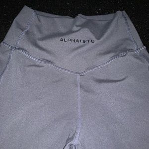 Alphalete leggings! Great condition with pockets
